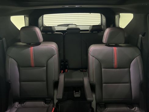 New 2026 Chevrolet Traverse RS image 34