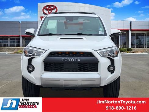 Used 2021 Toyota 4Runner TRD Off-Road Premium image 2