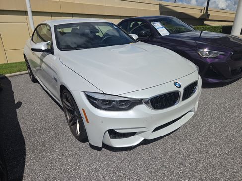 Used 2018 BMW M4 Convertible RWD image 1