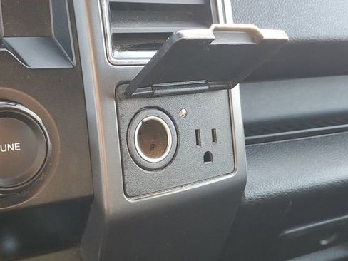 Used 2020 Ford F150 XLT w/ Equipment Group 302A Luxury image 27