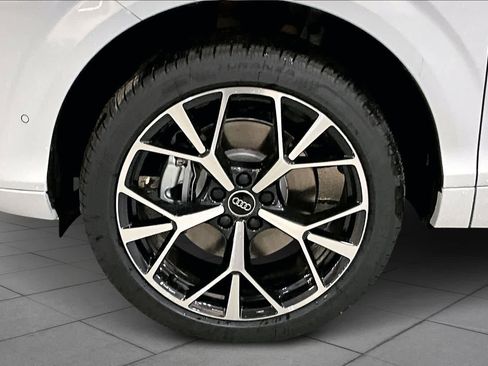 New 2026 Audi Q3 quattro 2.0T AWD/4WD image 11
