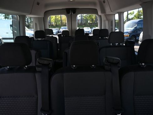 Used 2023 Ford Transit 350 XLT RWD image 16