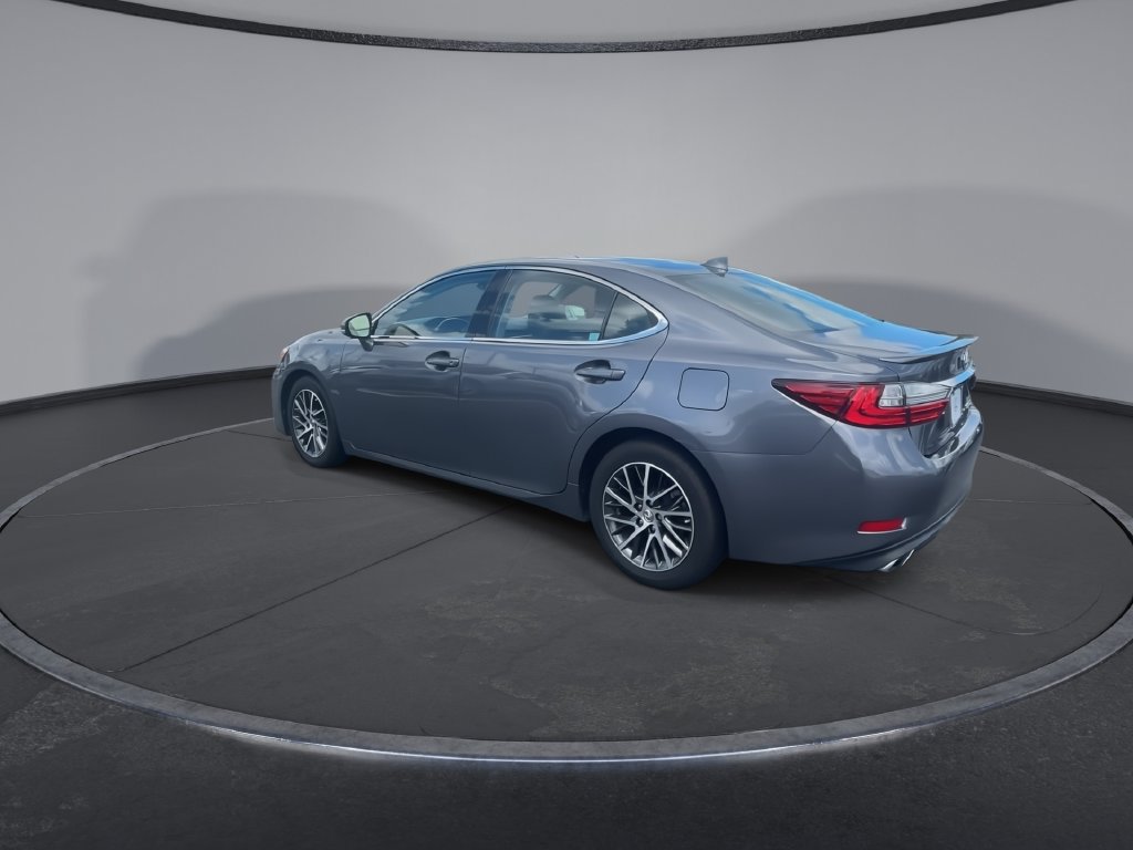 Used 2017 Lexus ES 350 w/ Navigation System Package FWD image 6