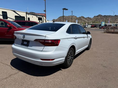 Used 2019 Volkswagen Jetta SEL image 5
