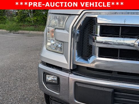 Used 2017 Ford F150 XLT RWD image 10