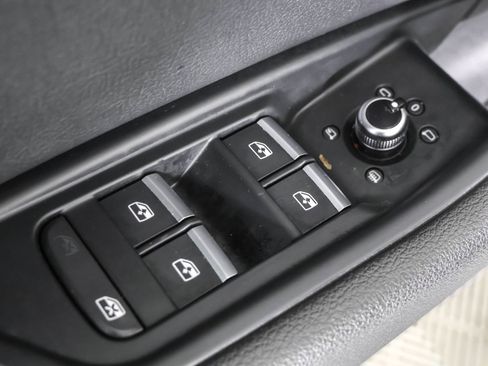 Used 2018 Audi A4 2.0T Ultra Premium Plus w/ Premium Plus Package image 38