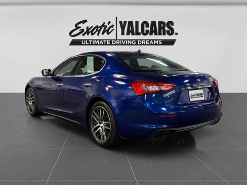 Used 2019 Maserati Ghibli RWD image 3