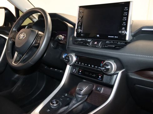 Used 2022 Toyota RAV4 Limited image 58