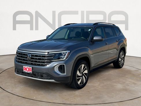 Used 2025 Volkswagen Atlas SE FWD image 6