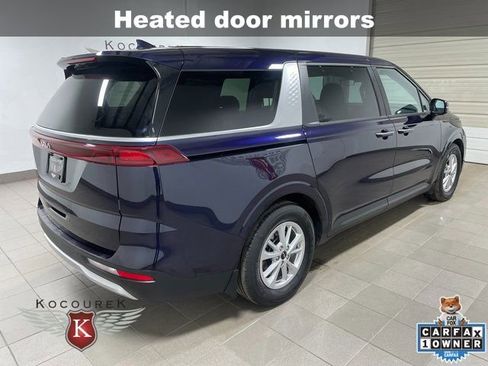 Used 2024 Kia Carnival LX image 7