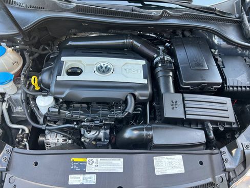 Used 2014 Volkswagen GTI Wolfsburg Edition FWD image 28