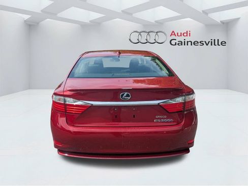 Used 2015 Lexus ES 300h w/ Navigation System Package FWD image 5