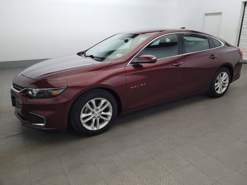 Used 2016 Chevrolet Malibu LT FWD image 2