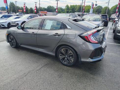 Used 2018 Honda Civic EX image 6