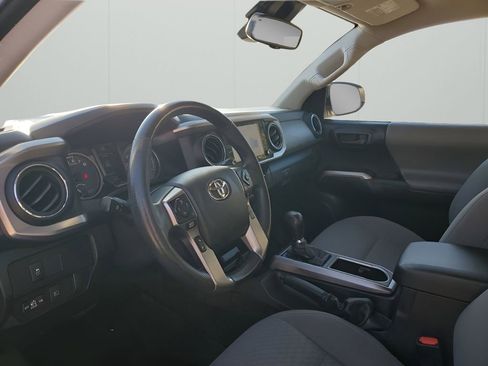 Used 2021 Toyota Tacoma SR5 image 28