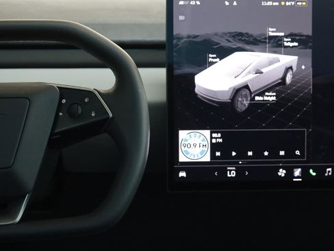 Used 2024 Tesla Cybertruck Cyberbeast AWD/4WD image 33