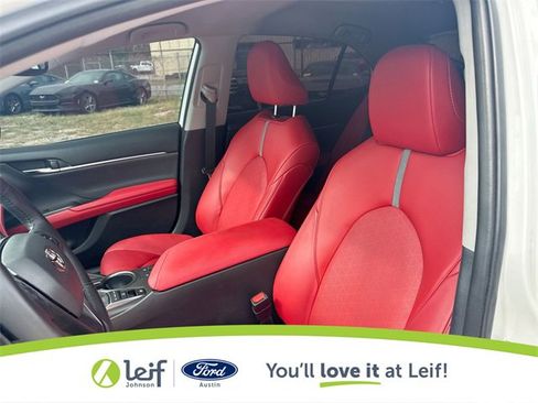 Used 2023 Toyota Camry XSE image 17