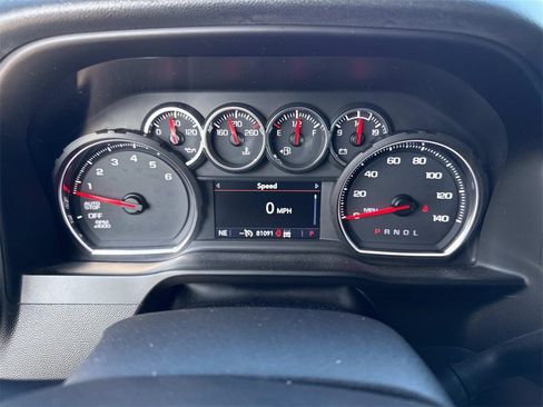 Used 2020 Chevrolet Silverado 1500 RST w/ Texas Edition image 13