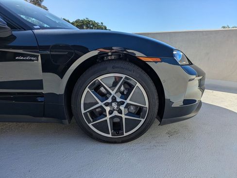 New 2025 Porsche Taycan AWD/4WD image 11