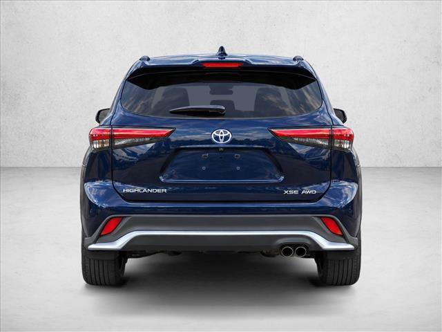 Certified 2021 Toyota Highlander XSE AWD/4WD image 6