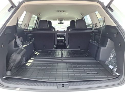 New 2026 Volkswagen Atlas SE image 26