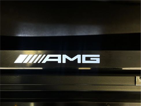 Used 2016 Mercedes-Benz G 63 AMG 4MATIC image 11