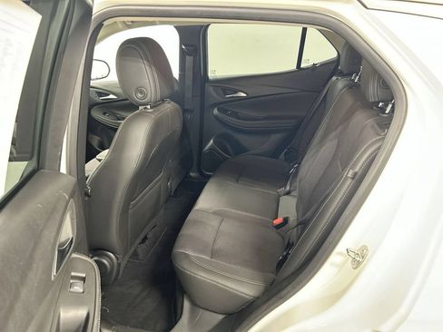 Certified 2024 Buick Encore GX Preferred FWD image 19