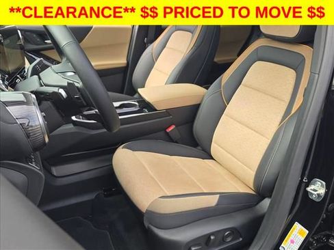 New 2026 Chevrolet Equinox ACTIV w/ Convenience Package III AWD/4WD image 18