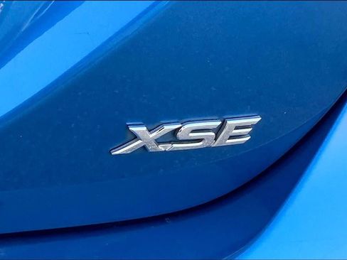 Used 2018 Toyota Camry XSE FWD image 10