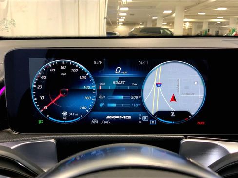 Used 2022 Mercedes-Benz GLB 35 AMG 4MATIC image 25