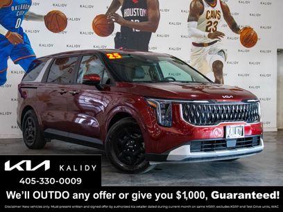 Used 2025 Kia Carnival