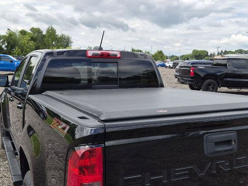 Used 2022 Chevrolet Colorado Z71 w/ Trail Boss Package AWD/4WD image 6
