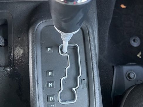 Certified 2018 Jeep Wrangler Unlimited Sport S image 23