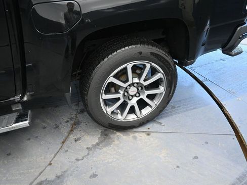 Used 2019 GMC Canyon Denali image 19