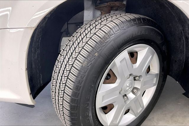 Used 2012 RAM C/V FWD image 32