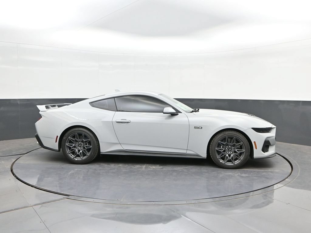 New 2026 Ford Mustang GT w/ GT Performance Package RWD image 20