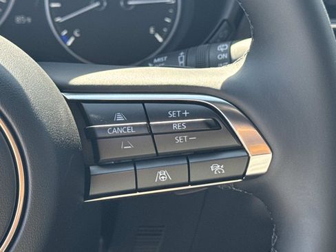 New 2026 MAZDA MAZDA3 Hatchback w/Premium Plus Pkg image 10