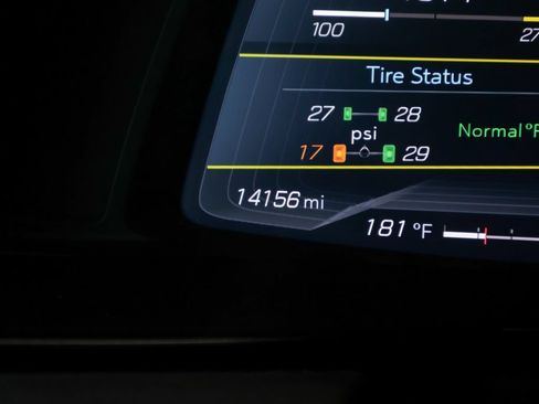 Used 2023 Chevrolet Corvette Stingray Premium Conv w/ Z51 Performance Package RWD image 25