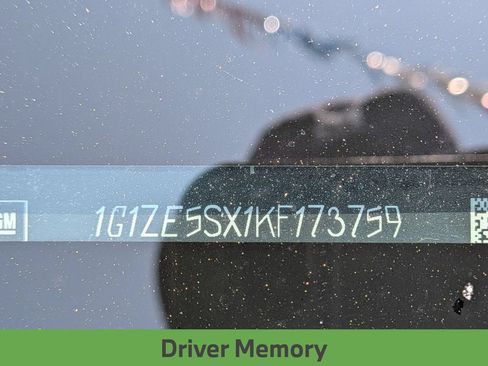 Used 2019 Chevrolet Malibu Premier FWD image 11