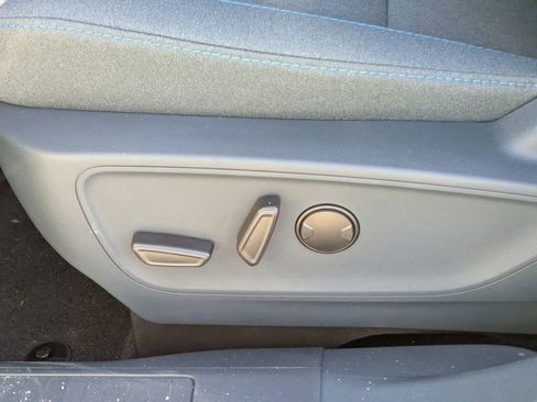 New 2025 Ford Maverick XLT w/ XLT Luxury Package image 14