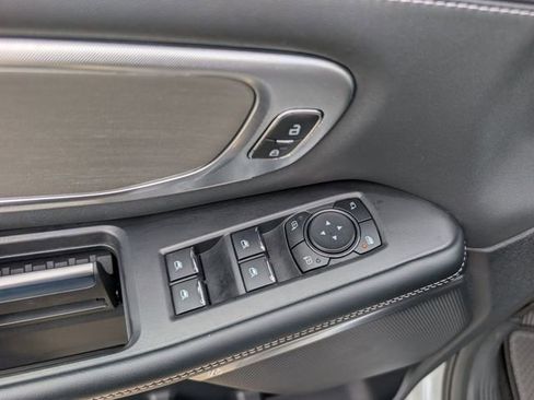 Used 2025 Ford Expedition Platinum AWD/4WD image 21