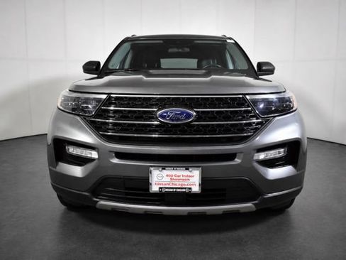 Used 2023 Ford Explorer XLT w/ Equipment Group 202A AWD/4WD image 2