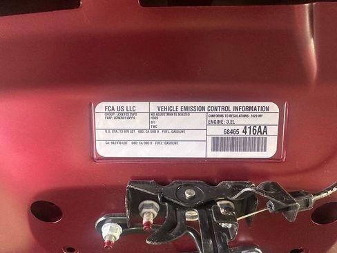 Used 2020 Jeep Cherokee Trailhawk w/ Comfort/Convenience Group image 14