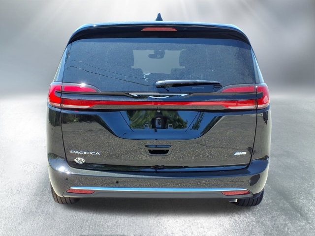 New 2027 Chrysler Pacifica Select AWD/4WD image 6