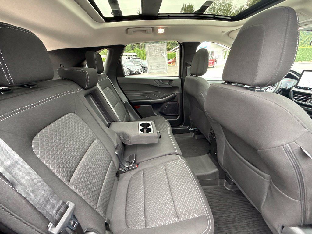 Used 2024 Ford Escape Active w/ Tech Pack #1 AWD/4WD image 16