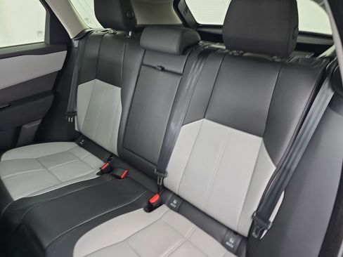 Used 2025 Land Rover Range Rover Velar Dynamic SE image 14