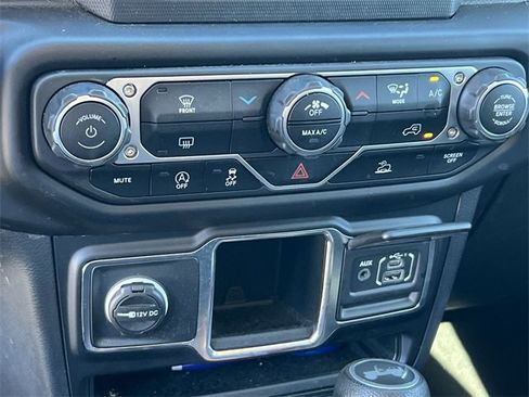 Used 2023 Jeep Wrangler Sport image 25