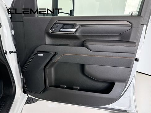 Used 2025 GMC Sierra 2500 AT4 AWD/4WD image 36
