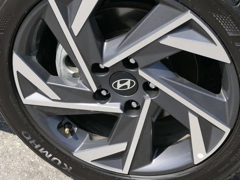 Certified 2025 Hyundai Elantra Sport w/ Cargo Package FWD image 11