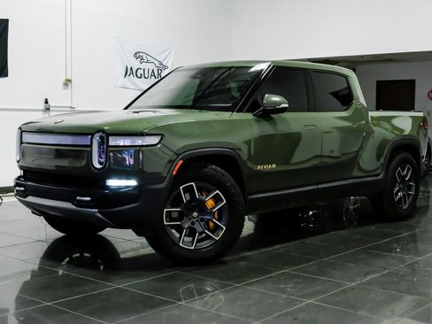 Used 2022 Rivian R1T Launch Edition image 8